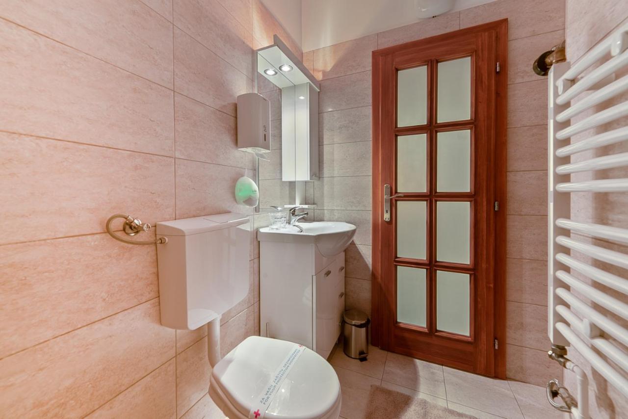 Dumalux Apartment Subotica Esterno foto